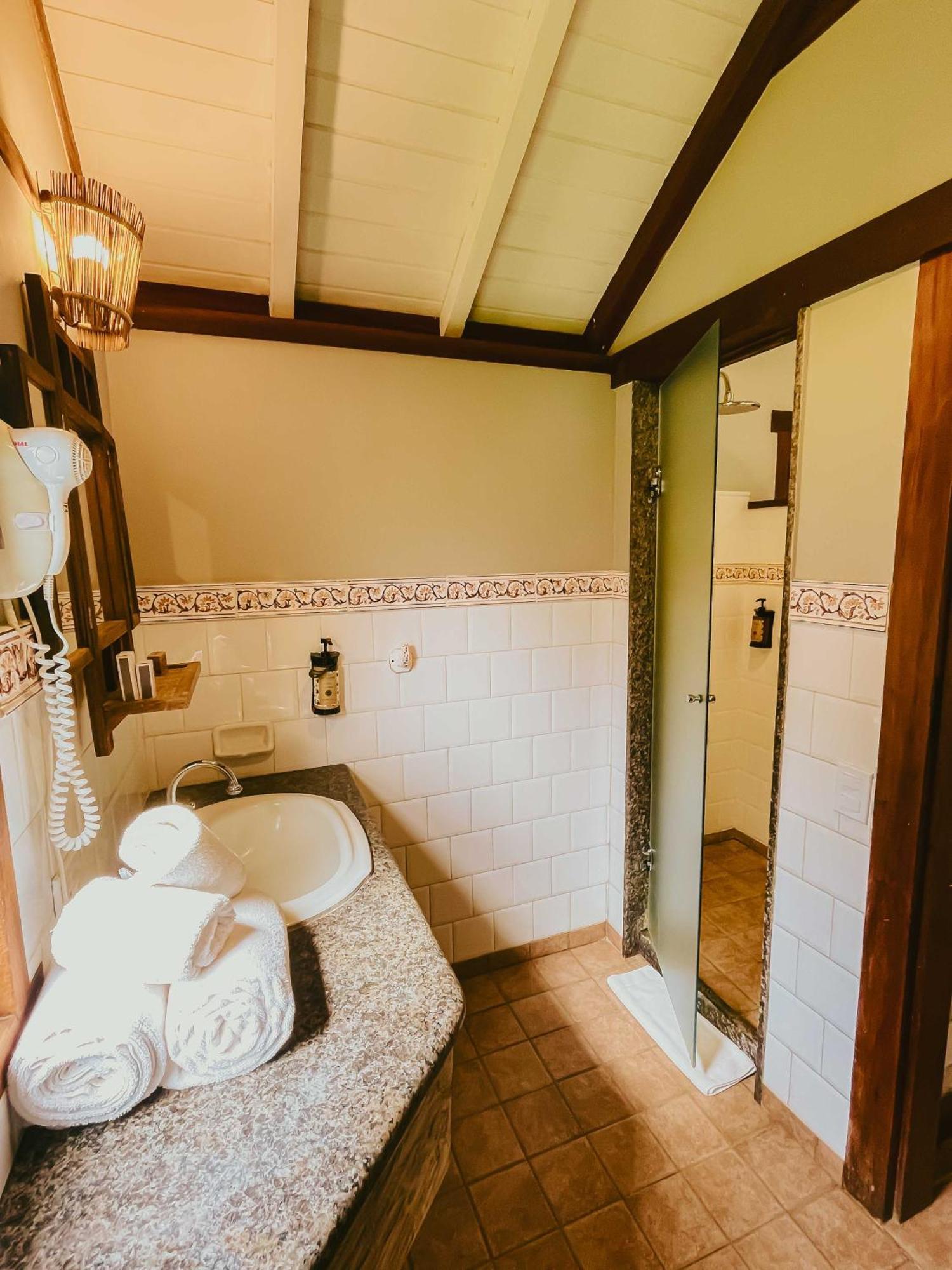 Vila Angatu Eco Resort Spa 桑塔克鲁茨卡巴利亚 外观 照片